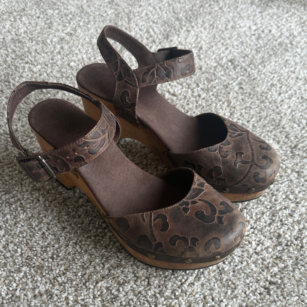 Cordani Brown Floral Mules
